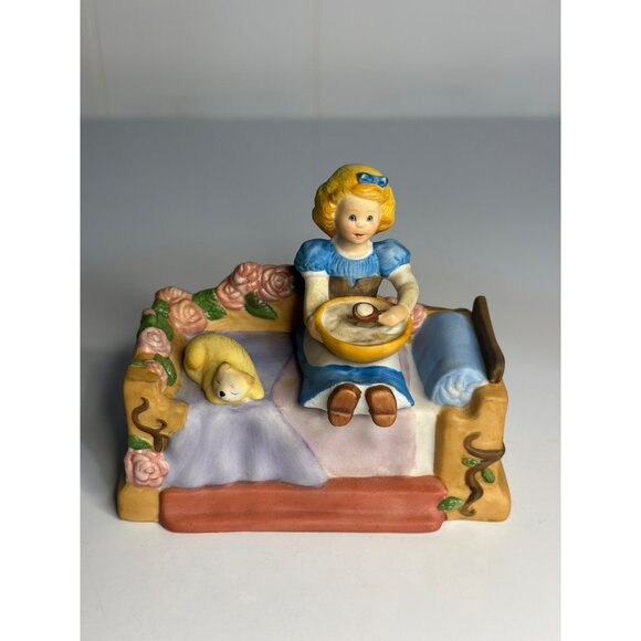 VTG 1988 Franklin Mint "Sleeping Beauty" 4" Porcelain Figurine by Maggie Murphy - Picture 1 of 7